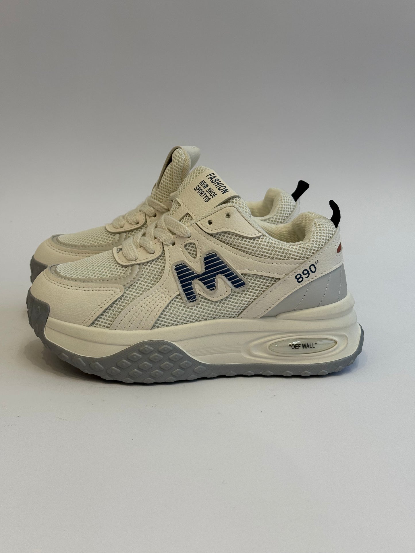 ADIDASI 888
