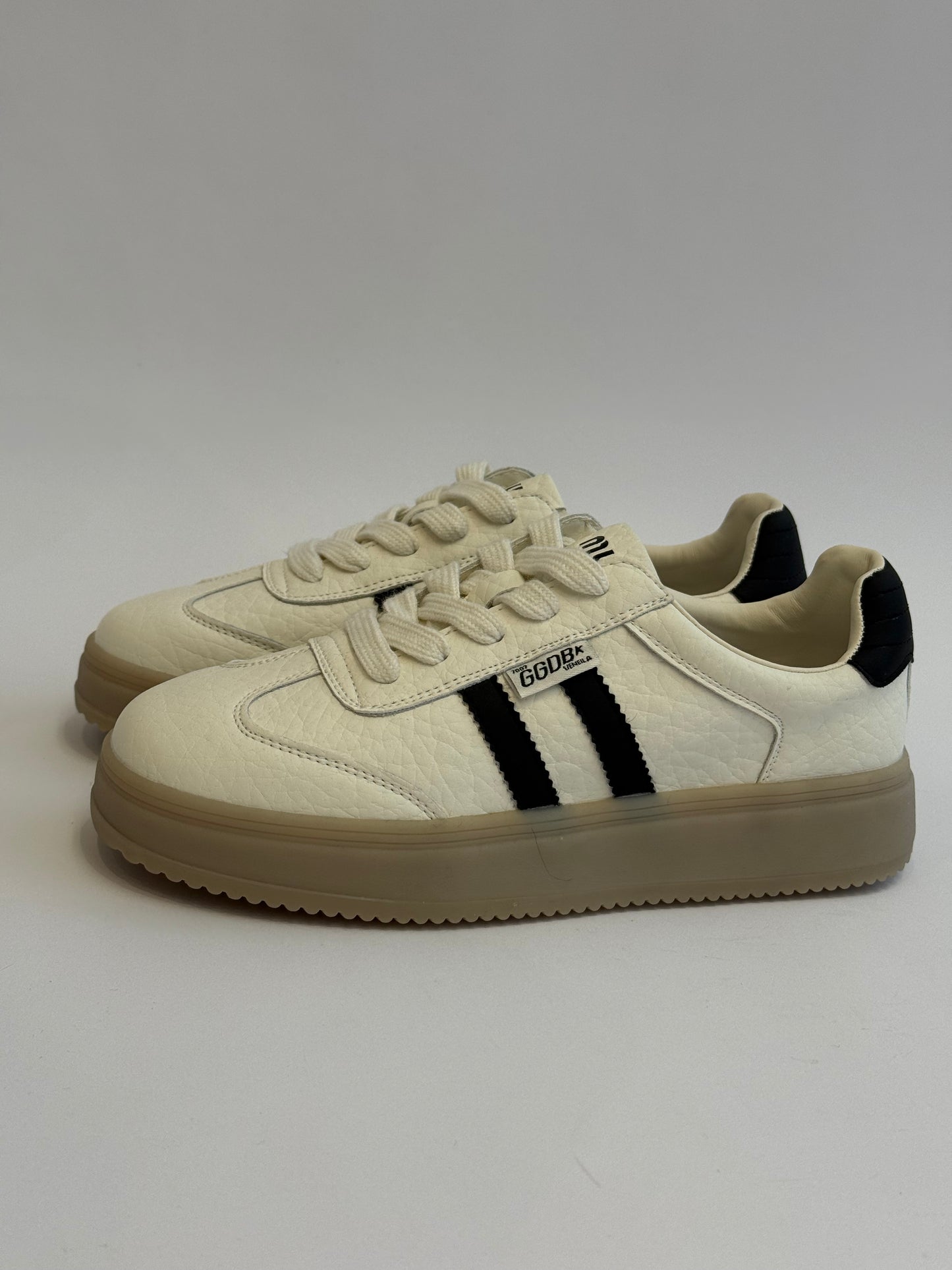 GHETE PIELE 8868