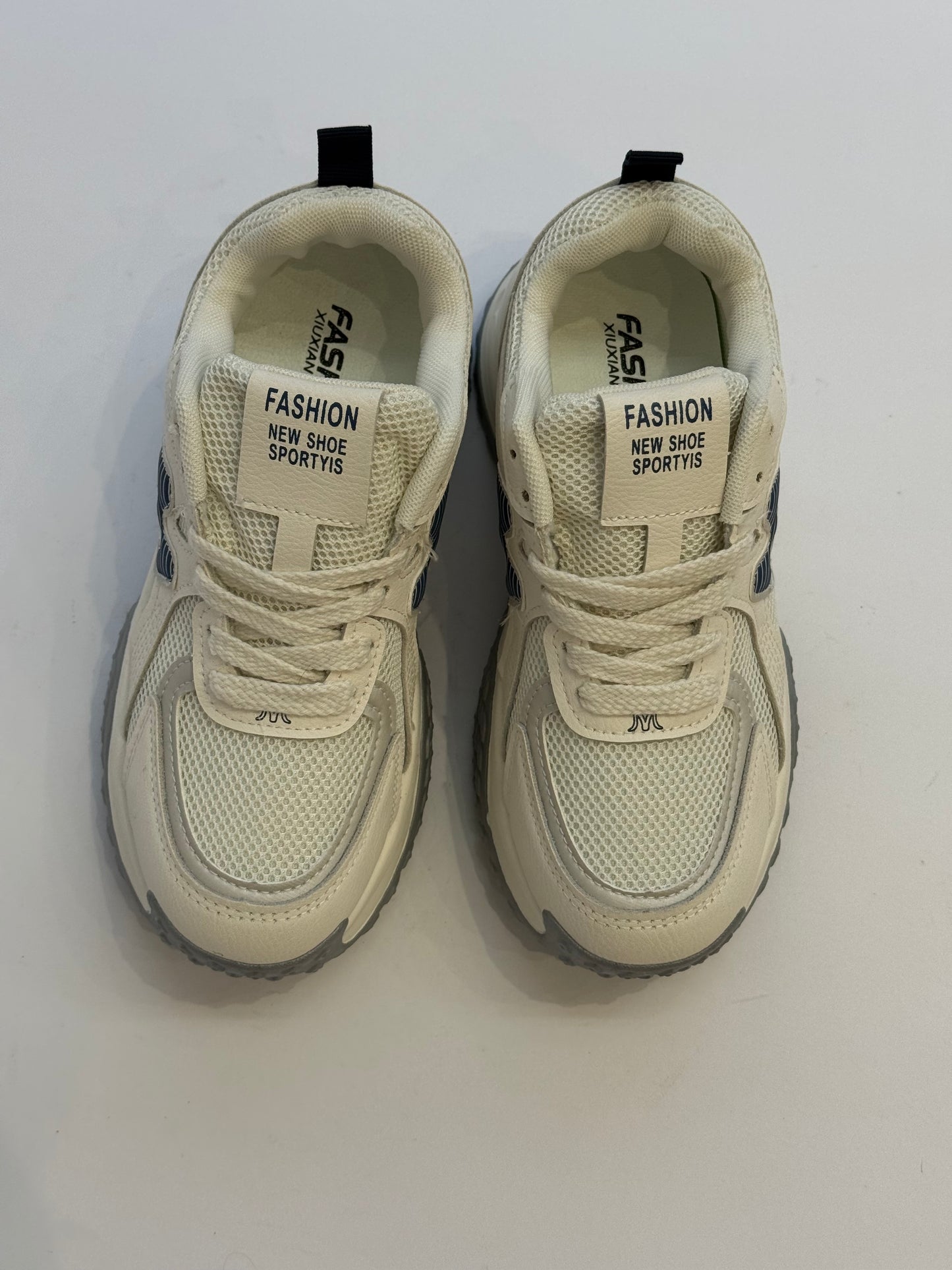 ADIDASI 888