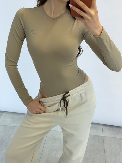 BODY 0015